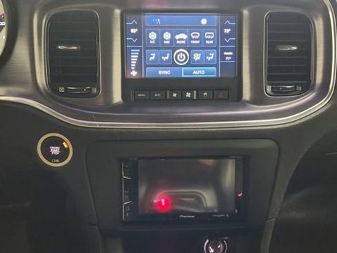 Used 2017 Dodge Charger SXT w/ Plus Group RWD image 16