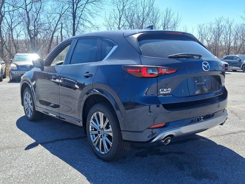 New 2025 MAZDA CX-5 Signature image 4