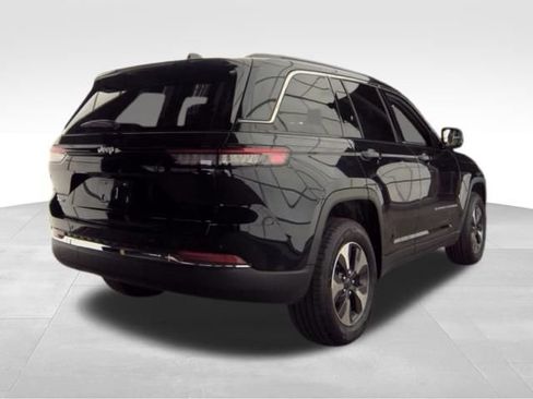 Used 2024 Jeep Grand Cherokee Limited 4xe AWD/4WD image 5