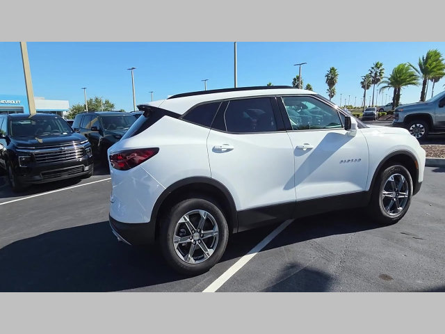 New 2026 Chevrolet Blazer LT w/ Convenience Package FWD image 19