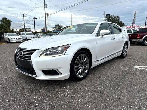 Used 2017 Lexus LS 460 w/ Comfort Package image 3