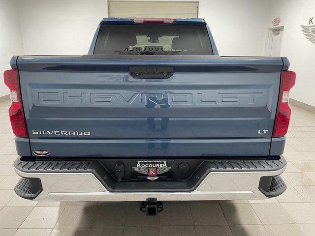 Used 2024 Chevrolet Silverado 1500 LT AWD/4WD image 5