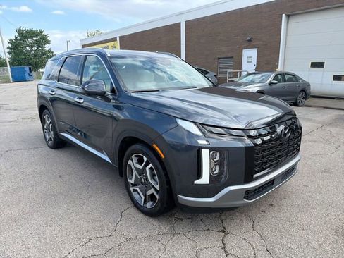 Used 2024 Hyundai Palisade Limited AWD/4WD image 11