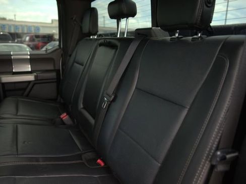 Used 2017 Ford F150 Lariat w/ Equipment Group 502A Luxury AWD/4WD image 14