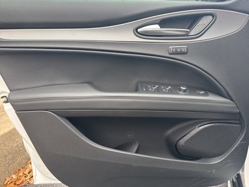 New 2025 Alfa Romeo Stelvio Sprint w/ Veloce Package image 12