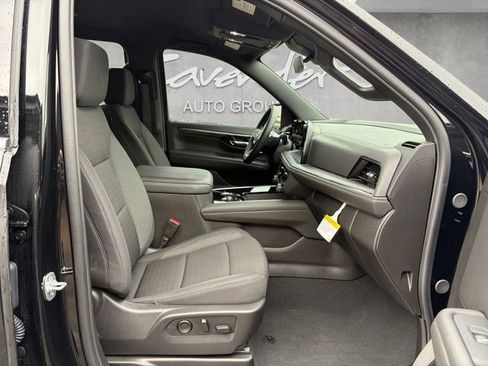 Certified 2025 Chevrolet Suburban LS image 24