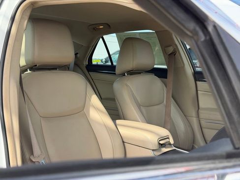 Used 2013 Chrysler 300 RWD image 41