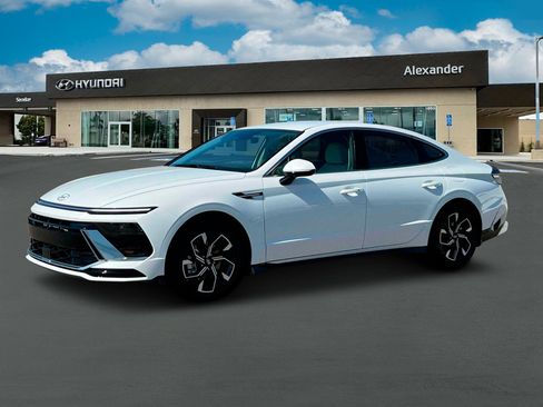 New 2025 Hyundai Sonata SEL image 2