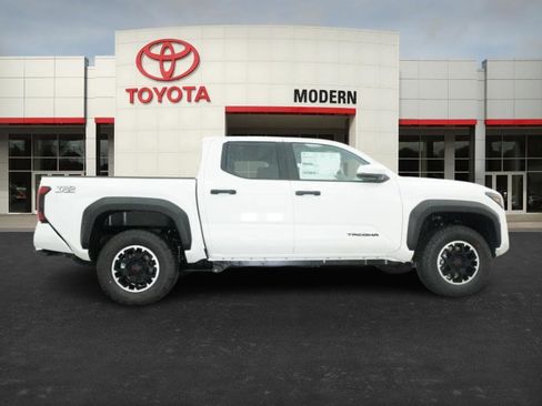 New 2026 Toyota Tacoma TRD Off-Road AWD/4WD image 26