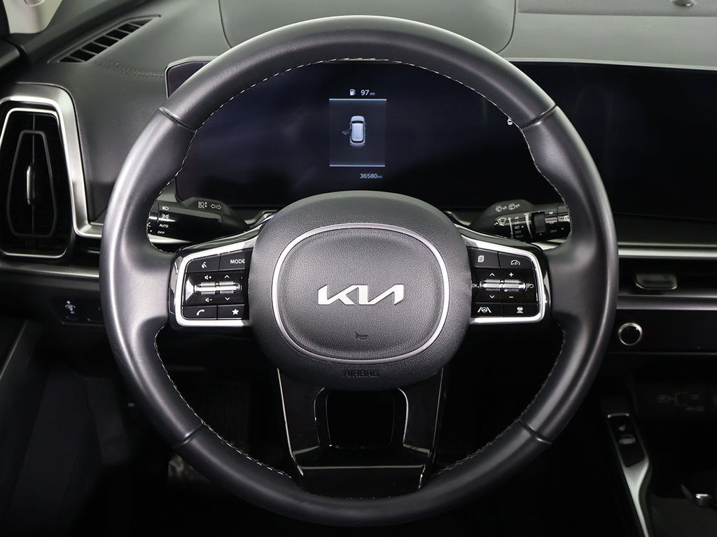 Used 2024 Kia Sorento S AWD/4WD image 41