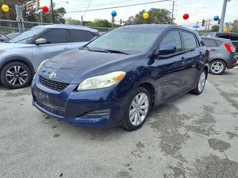 Used 2011 Toyota Matrix FWD image 3