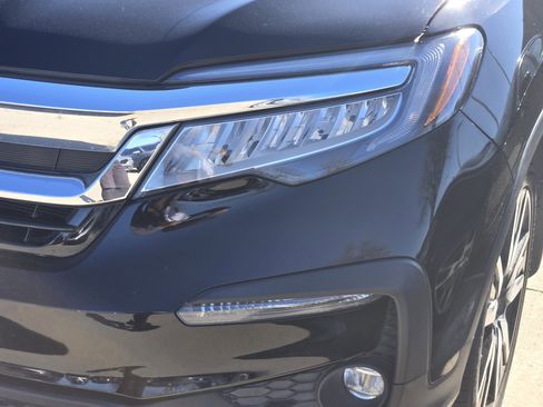 Used 2022 Honda Pilot Touring image 9