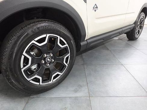 Certified 2025 Ford Bronco Sport Outer Banks w/ Outer Banks Tech Package+ image 31