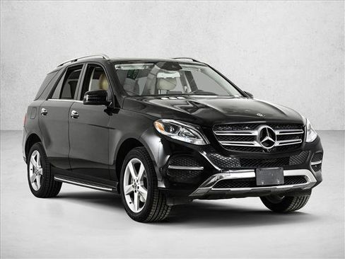 Used 2018 Mercedes-Benz GLE 350 4MATIC image 3