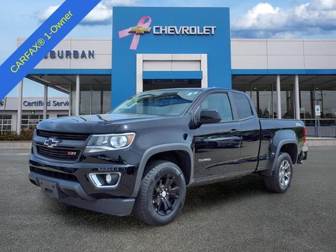 Used 2017 Chevrolet Colorado Z71 AWD/4WD image 1