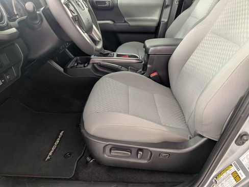 Used 2023 Toyota Tacoma SR5 w/ Technology Package AWD/4WD image 12