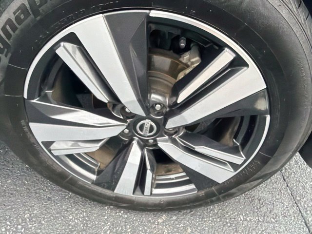 Used 2021 Nissan Rogue Platinum AWD/4WD image 31