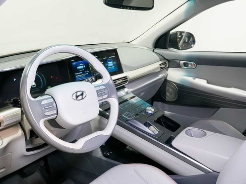 Used 2021 Hyundai Nexo Blue FWD image 16