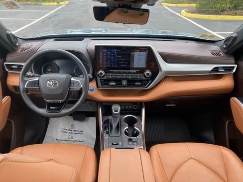 Used 2021 Toyota Highlander Platinum AWD/4WD image 27