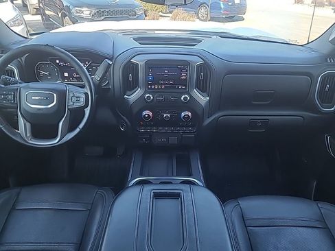 Used 2019 GMC Sierra 1500 Denali w/ Denali Ultimate Package AWD/4WD image 13