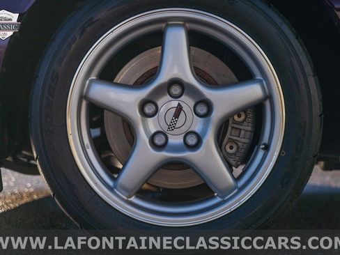 Used 1995 Chevrolet Corvette ZR1 image 27