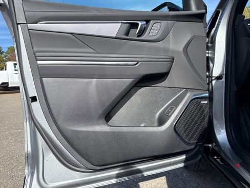 New 2026 Buick Enclave Sport Touring w/ Power Package FWD image 10