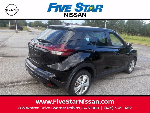 Used 2024 Nissan Kicks S FWD image 12