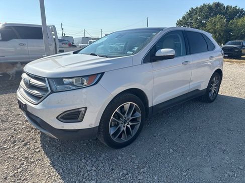 Used 2016 Ford Edge Titanium w/ Equipment Group 302A FWD image 3