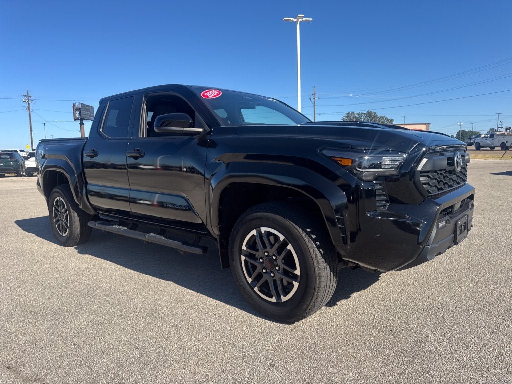 Used 2024 Toyota Tacoma TRD Sport AWD/4WD image 8