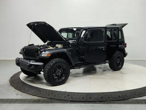 Used 2026 Jeep Wrangler Unlimited Sport AWD/4WD image 12