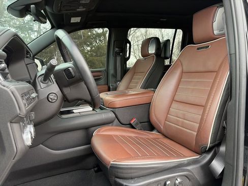 Used 2023 GMC Yukon XL Denali Ultimate image 17