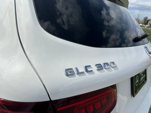 Used 2022 Mercedes-Benz GLC 300 4MATIC image 11