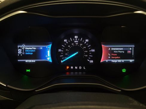 Used 2019 Ford Fusion Energi Titanium image 23