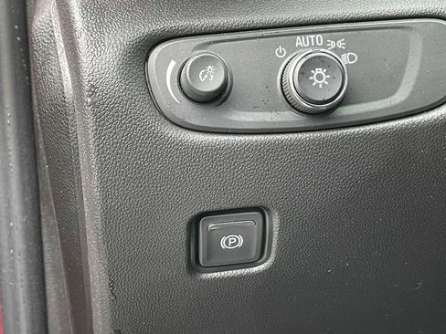 Used 2025 Chevrolet Blazer RS w/ Driver Confidence II Package image 19