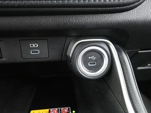 Used 2025 Toyota Grand Highlander FWD image 33