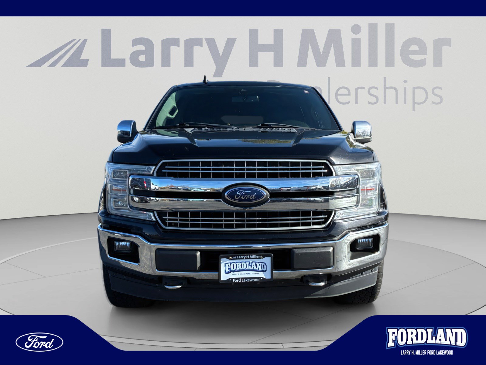 Used 2018 Ford F150 Lariat w/ Equipment Group 502A Luxury AWD/4WD image 8