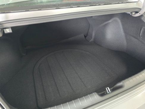 New 2026 Hyundai Elantra Sport FWD image 16