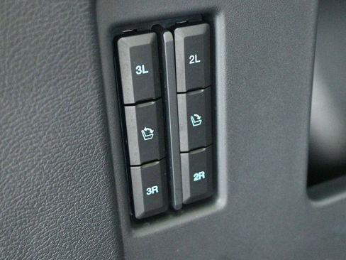 Certified 2024 Ford Expedition XLT RWD image 26