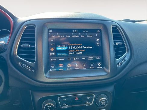 Used 2018 Jeep Compass Trailhawk w/ Leather Interior Group AWD/4WD image 23