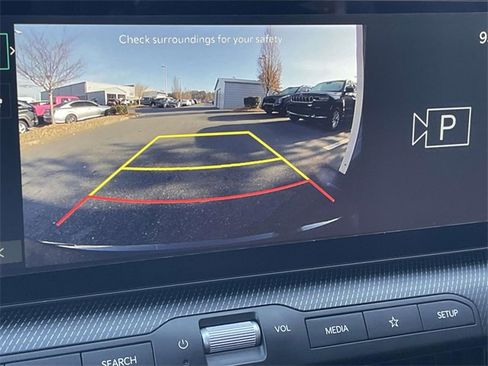 New 2025 Kia K4 GT-Line image 3