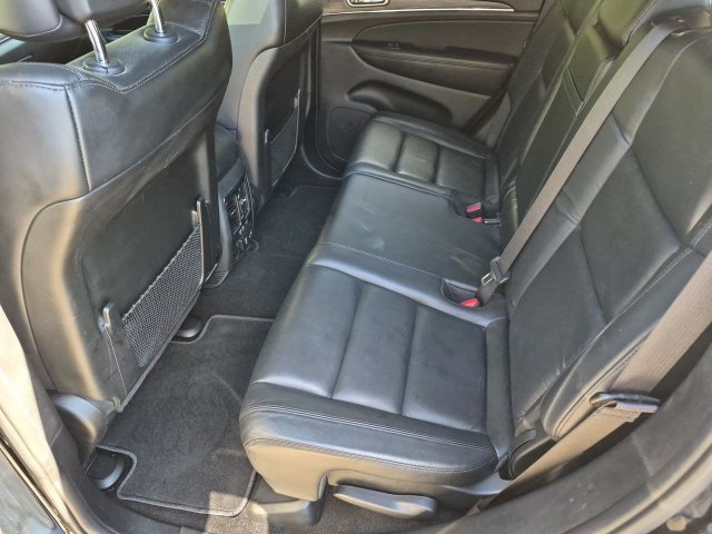 Used 2019 Jeep Grand Cherokee Limited AWD/4WD image 22
