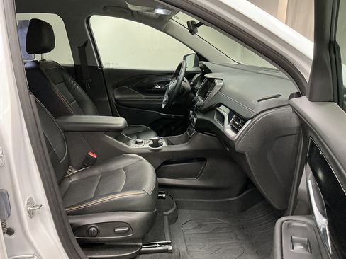 Used 2024 GMC Terrain AT4 w/ LPO, 'HIT The Road' Package AWD/4WD image 35