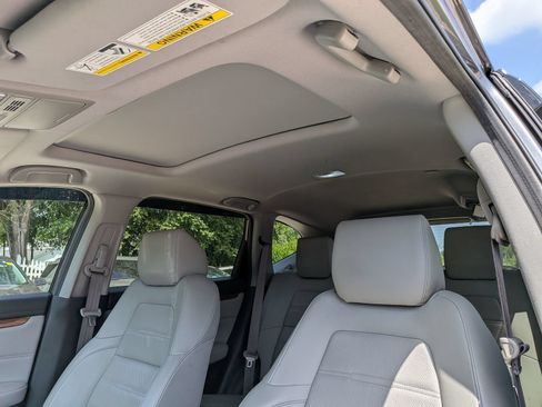 Used 2021 Honda CR-V Touring image 23