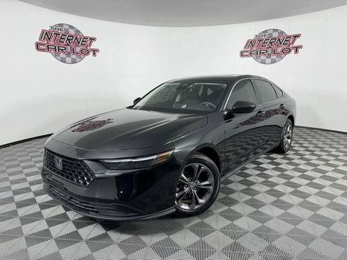 Used 2024 Honda Accord EX image 1