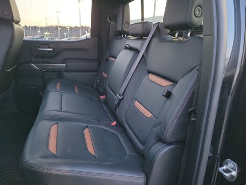 Used 2021 GMC Sierra 1500 AT4 w/ AT4 Premium Package image 16