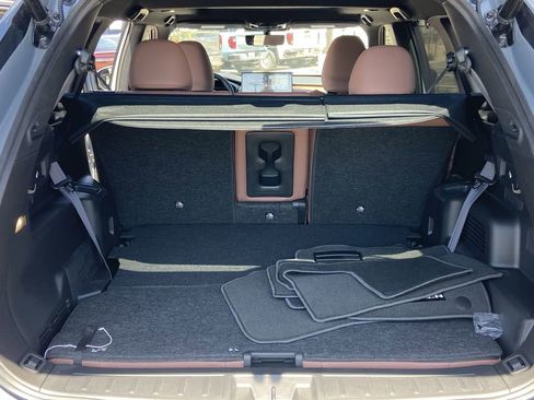 New 2026 Mitsubishi Outlander SEL FWD image 23