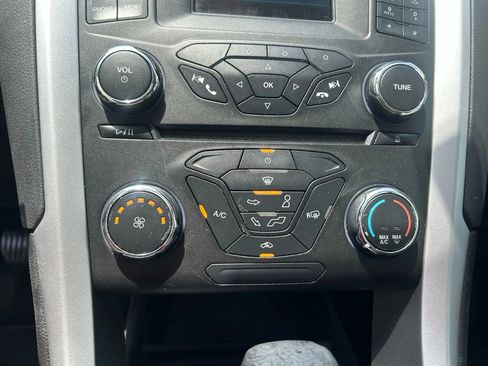 Used 2016 Ford Fusion SE image 22