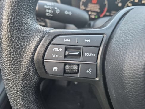 Certified 2025 Honda HR-V LX image 21