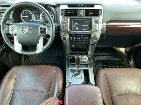 Used 2018 Toyota 4Runner Limited AWD/4WD image 10