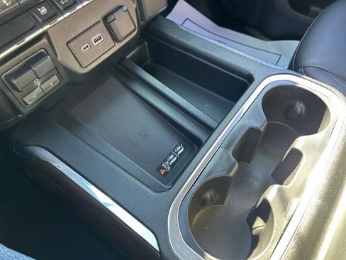 Used 2020 GMC Sierra 2500 SLT w/ SLT Convenience Package image 35